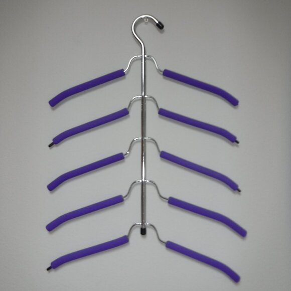 Set of 6 - 5 Tier Space Saving  Non Slip Foam Padded Hangers - Picture 3 of 4